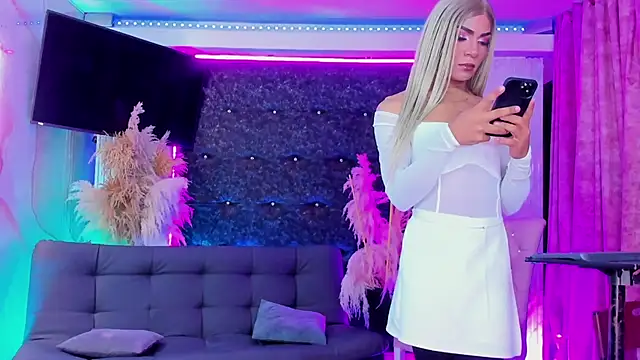 Queens_Wonders_Blonders 라이브 XXX 채팅
