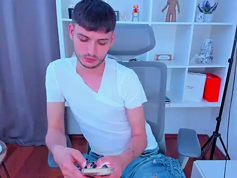 andboyfor6 Pertunjukan Webcam