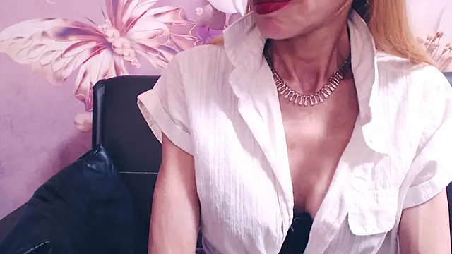 BlondPussy Adlı Modelin Web Kamerası Şovu