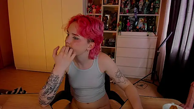 Chat +18 de School_Love ao vivo