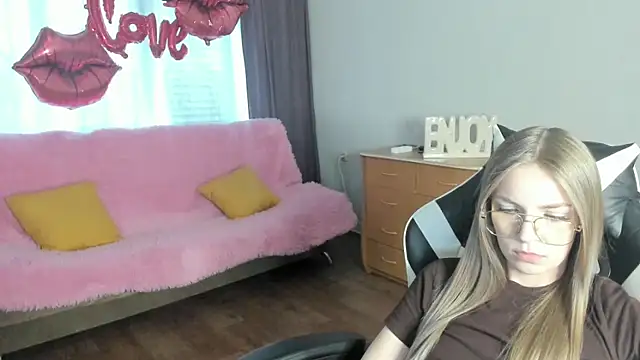 HitGyrl Obrolan Langsung XXX