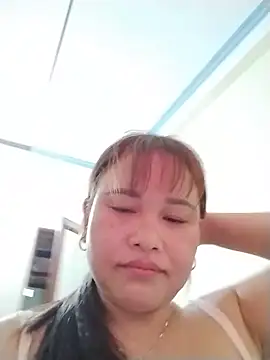 Moubie1's Live XXX Chat