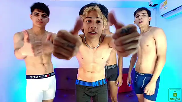 CHILLBICREWX live XXX chat