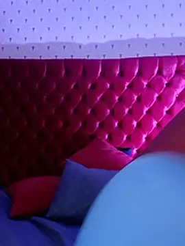 Chat +18 de LunaDamasco ao vivo