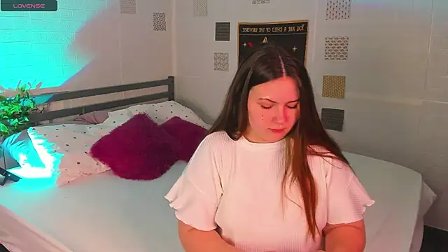 MireyaLin Show in webcam