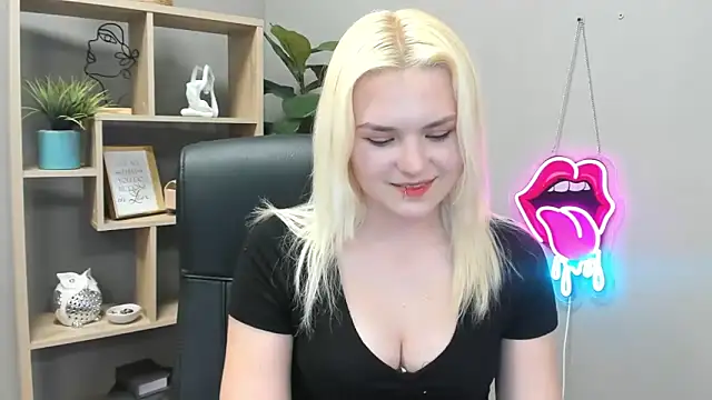 SweetLilyxo – Naživo XXX chat