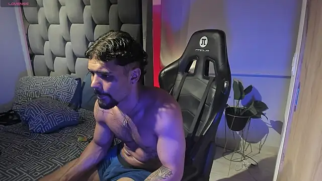 justin_lenox's Webcam Show