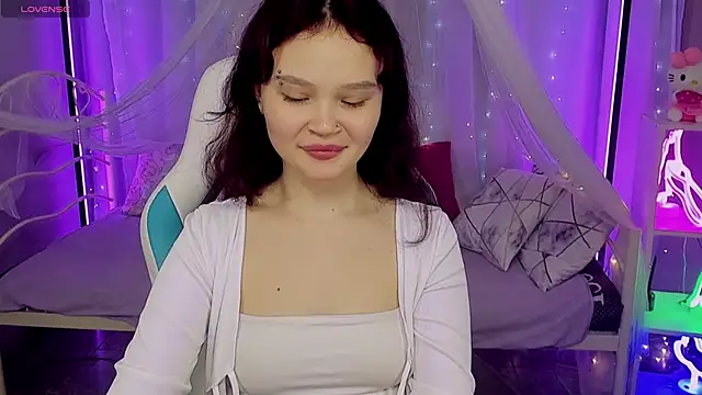 EmilyChaves élő XXX-chatje