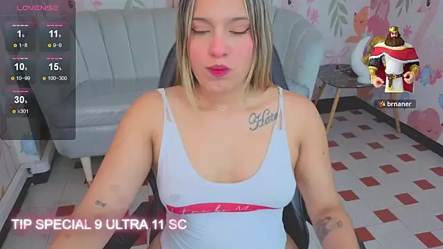 Paris09_v_'s Live XXX Chat
