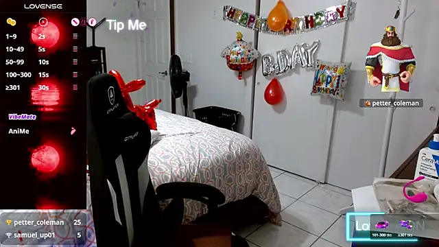 Axel_264 Show in webcam