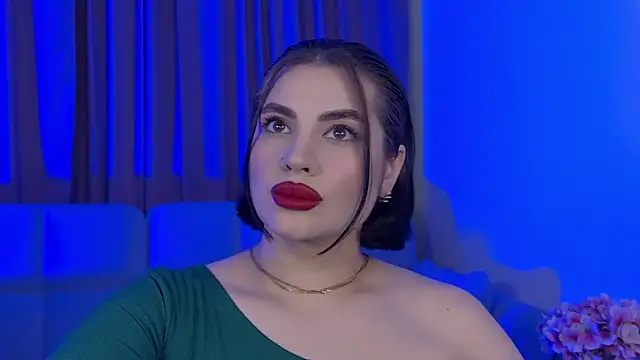 Živý XXX chat AdrianaToress