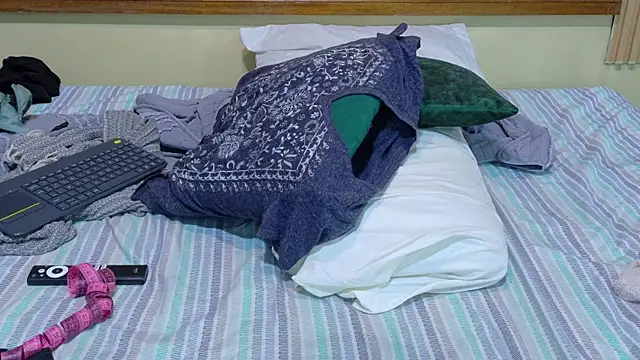 Eli666uwu's Live XXX Chat