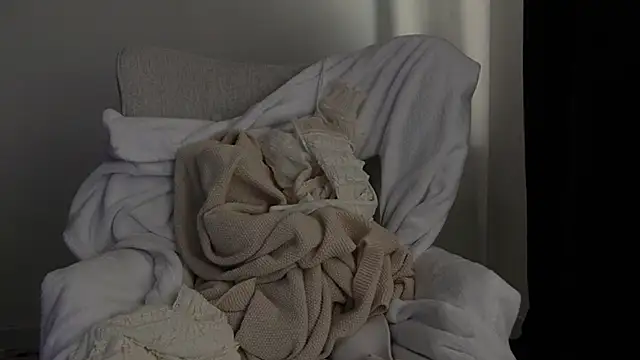 PickBlond's Live XXX Chat