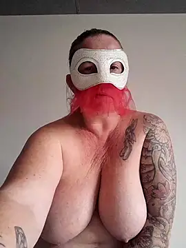 Trivia_magic's Webcam Show