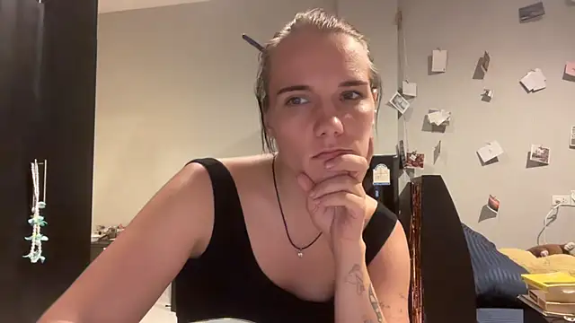 RosePlant's Live XXX Chat