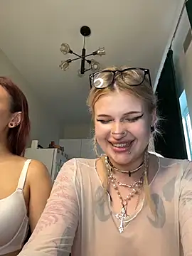 DriveThruCiri Live XXX-Chat