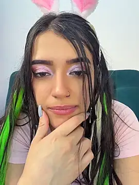 IsaDiiaz Chat XXX in diretta