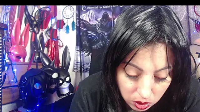 Chat +18 de Astartexxx ao vivo