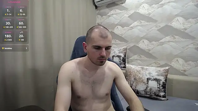 SerzhKorol1 webcam show