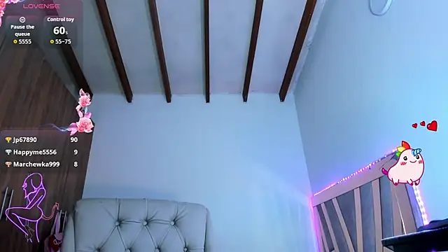 SkyeGabbyRose's Live XXX Chat