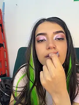 Chatroom XXX en direct de IsaDiiaz