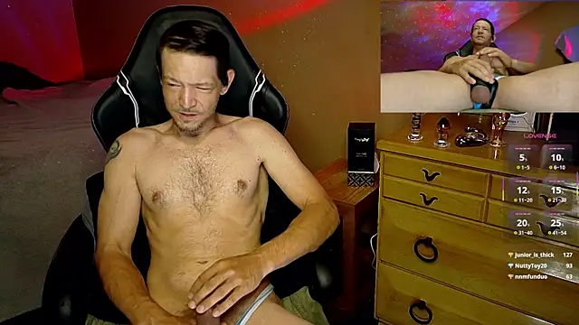Pokazy przed kamerką – MasterForgedRayy