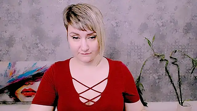 XXX chat uživo modela Djullia