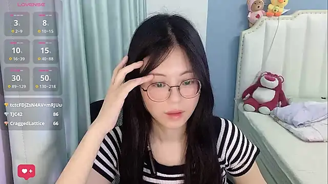 Luna-666 网络视讯表演