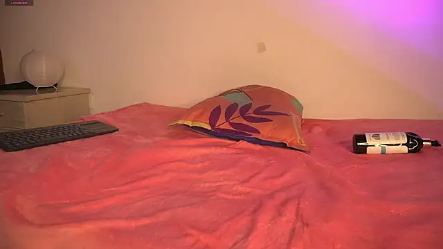 pocahotass_11 live XXX chat