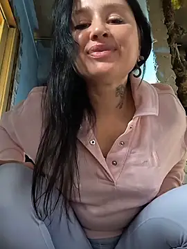 Živý XXX chat KikiXRed