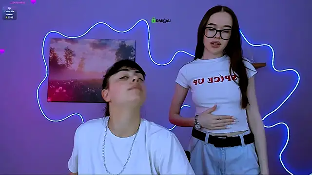 shadow_kiss_'s Live XXX Chat