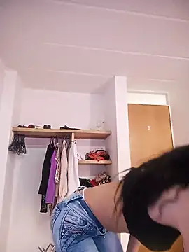 _aish_a Live XXX Chat