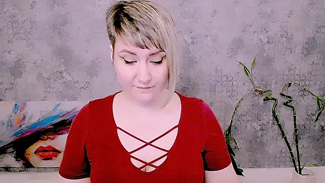 Онлайн чат XXX Djullia