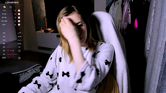 ZoyaMill's Live XXX Chat