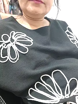 piryasharma005's Live XXX Chat