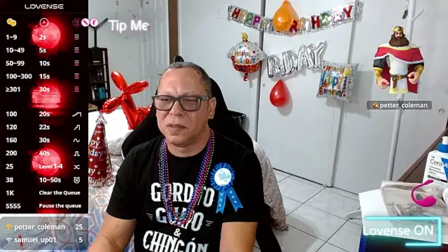 Axel_264 在線直播表演