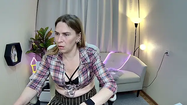 TessaDaybreak Live XXX-chat