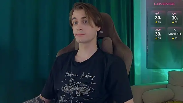 DebugMee live XXX chat