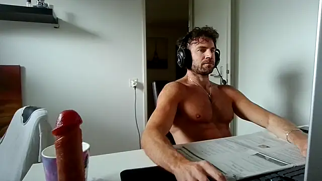 alpha-hunk Live XXX-chat