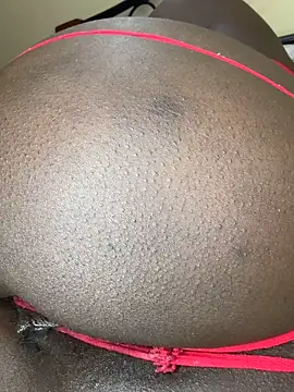 Chat +18 de sexytingtee ao vivo
