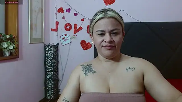 Sembang XXX Secara Langsung pamela_echeverria