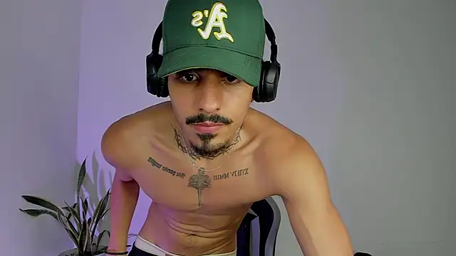Lukeetaylor Webcam Show