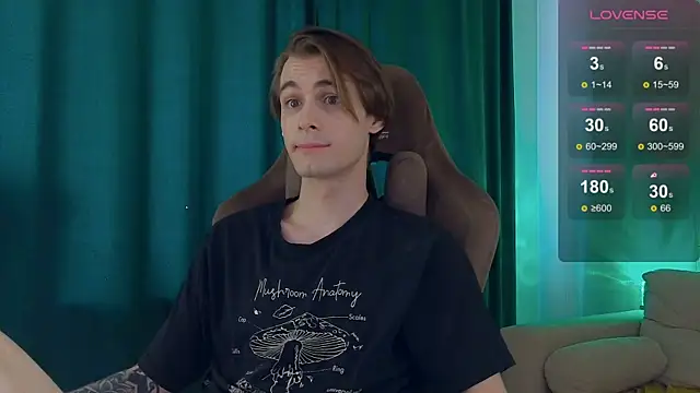 DebugMee webcam show