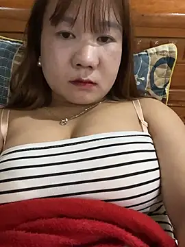 Liness101 Pertunjukan Webcam