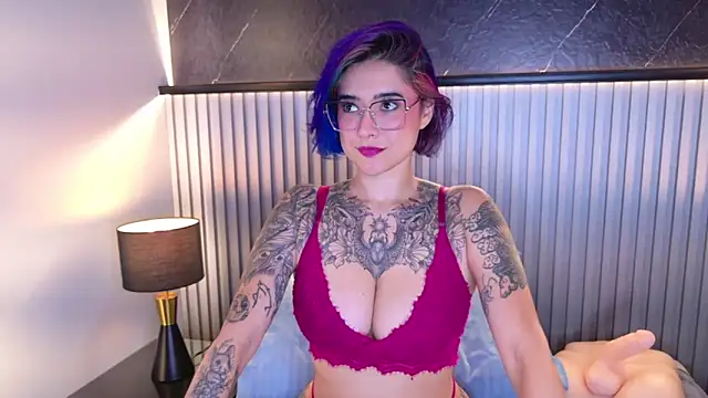 دردشة annie_hawk الجنسية المباشرة