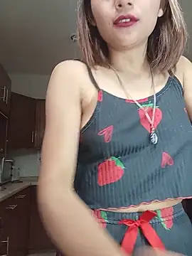 Dama_Scarlata18 Adlı Modelin Canlı XXX Sohbeti