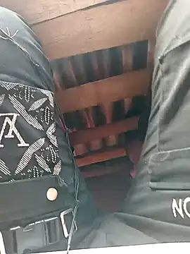 lazmaikueのウェブカメラショー