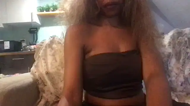 wamie03's Live XXX Chat