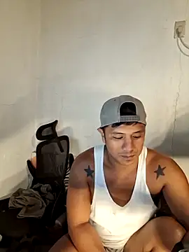 Show modela Felix_Asher na web-kameri