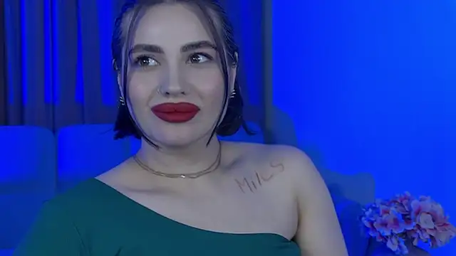 XXX chat uživo modela AdrianaToress